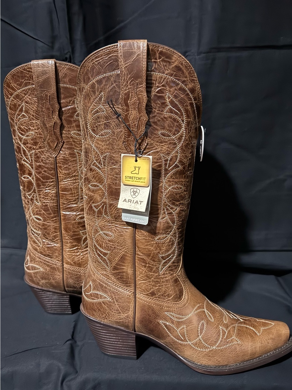 ARIAT Women’s Heritage D toe stretch fit cowboy boots MINT CONDITION!! - Picture 8 of 14